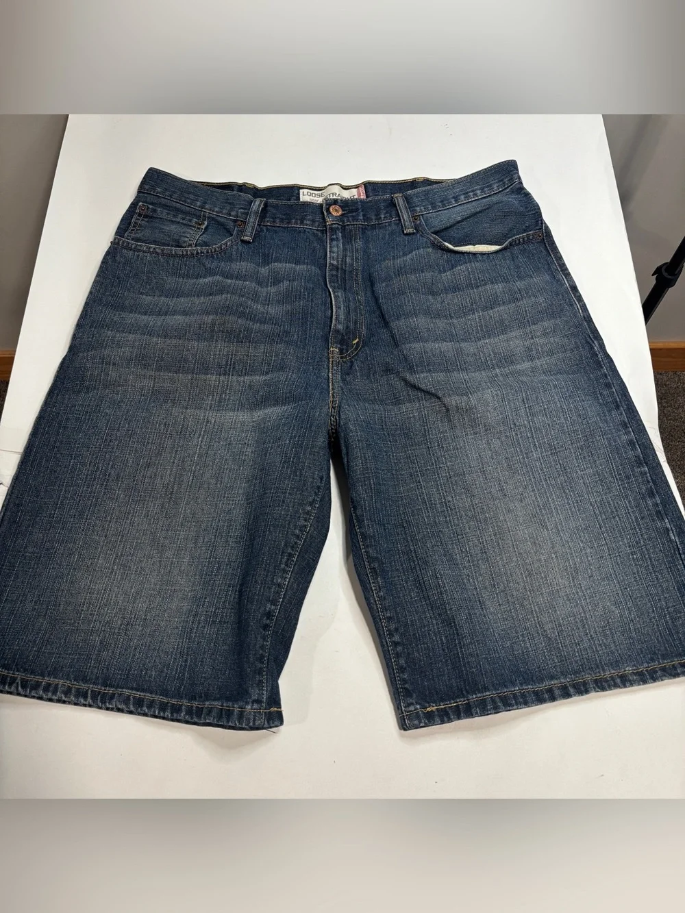 Levis Shorts Men’s Size 38 Blue 569 Loose Straight Denim Y2K Skater Baggy Jeans